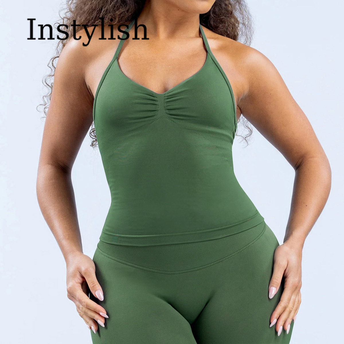 طقم يوجا نسائي من قطعتين بدون  - مراجعة Yoga Fitness & Nutrition Llp وسعره